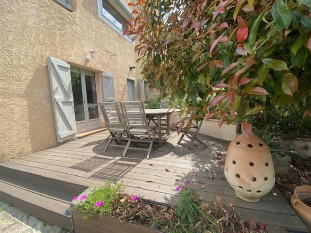 Joli Rez-De-Villa 80 M2 Proche Mer Carqueiranne Buitenkant foto