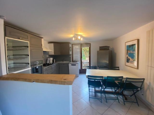 Joli Rez-De-Villa 80 M2 Proche Mer Carqueiranne Buitenkant foto